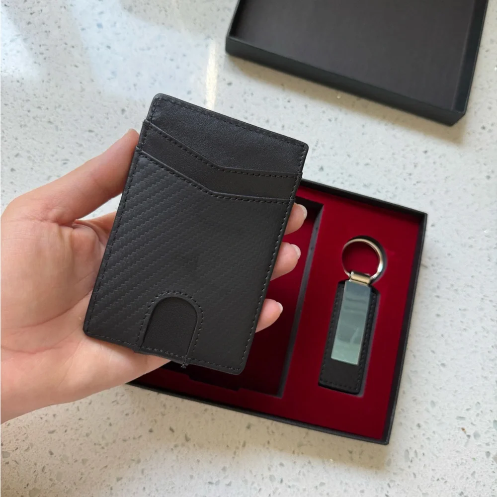 NWT Black Leather Wallet and Keychain Set for Men